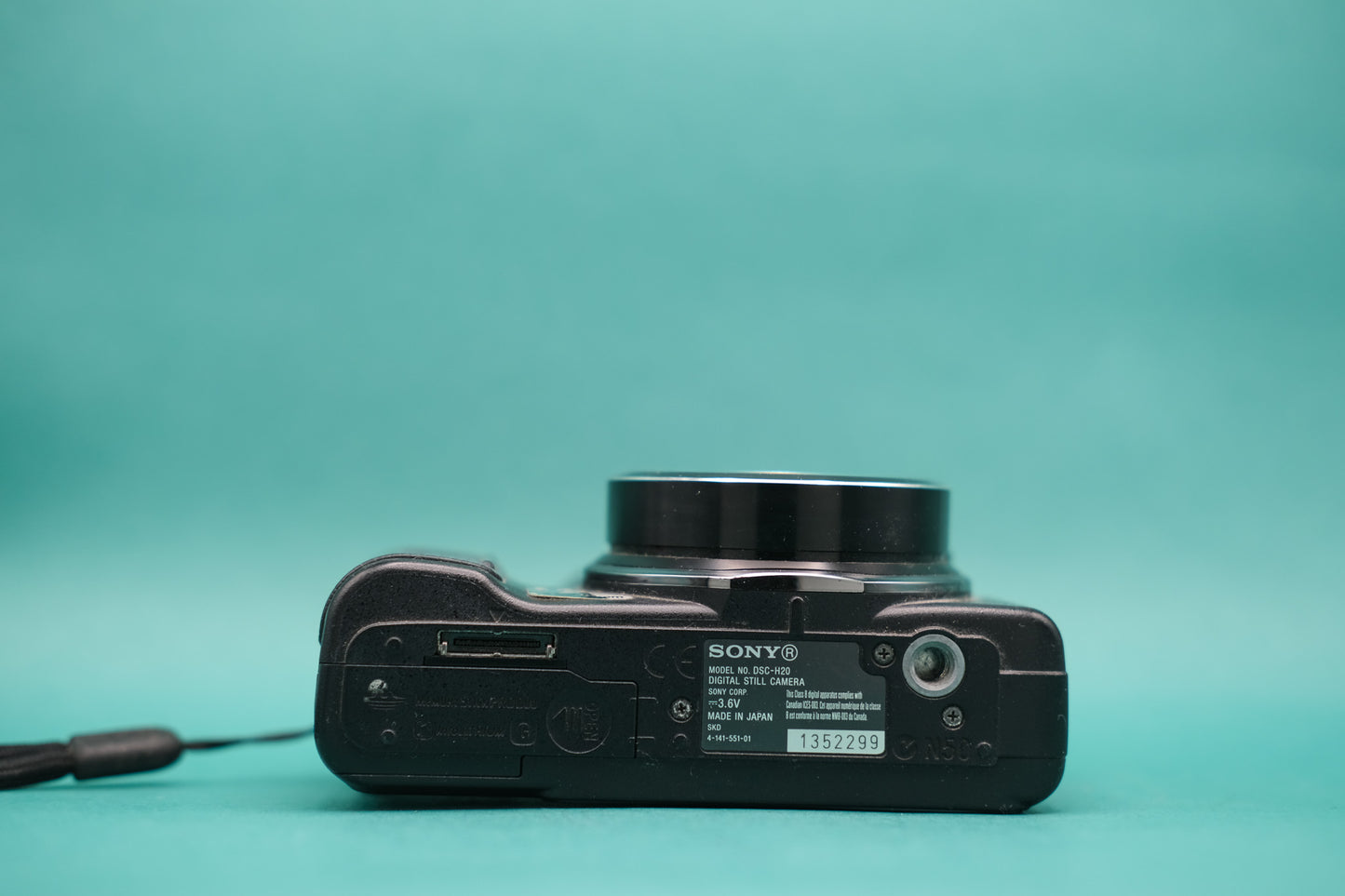 Sony Cybershot DSC-H20