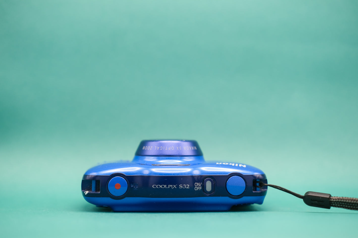 Nikon CoolPix S32