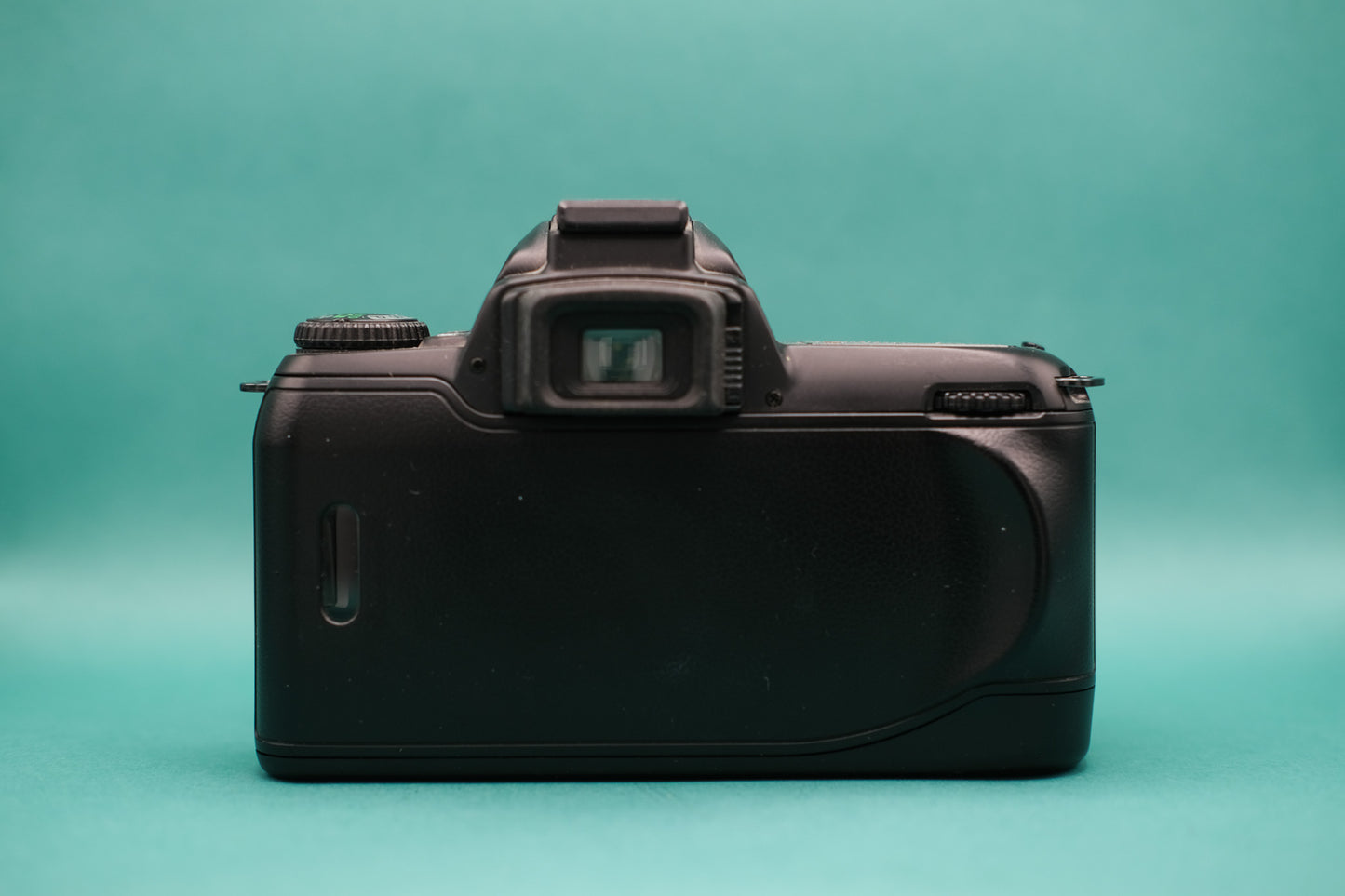 Nikon F65